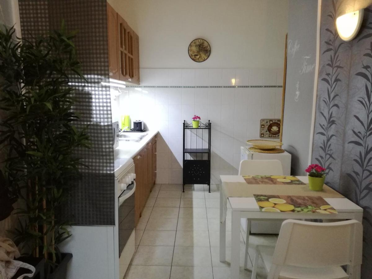 Smart City Apartment 2 บูดาเปสต์ ภายนอก รูปภาพ